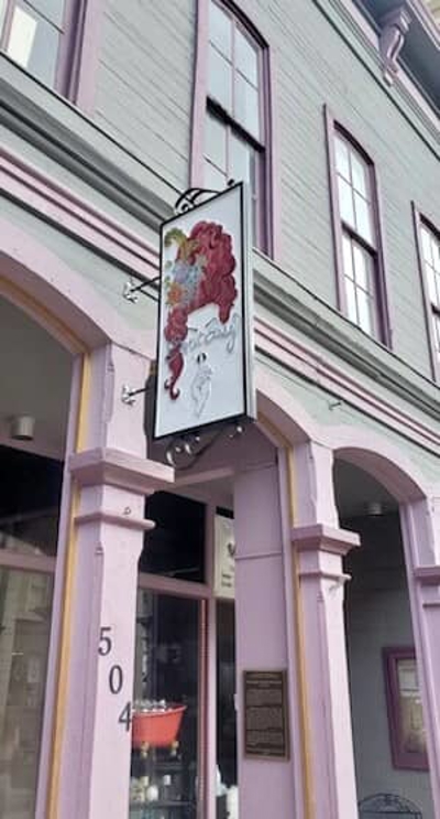 Custom Blade Signs Photo